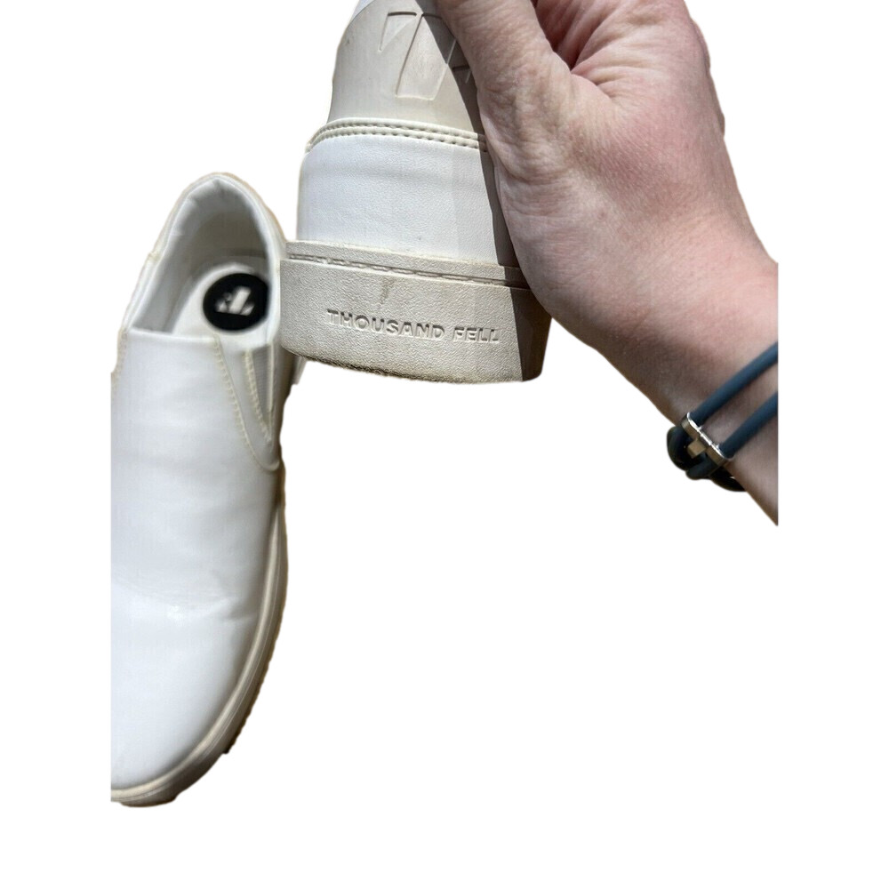Thousand Fell Womens Size 9.5 Slip On Shoes White Navy Blue Detail Vegan Made - Picture 8 of 9